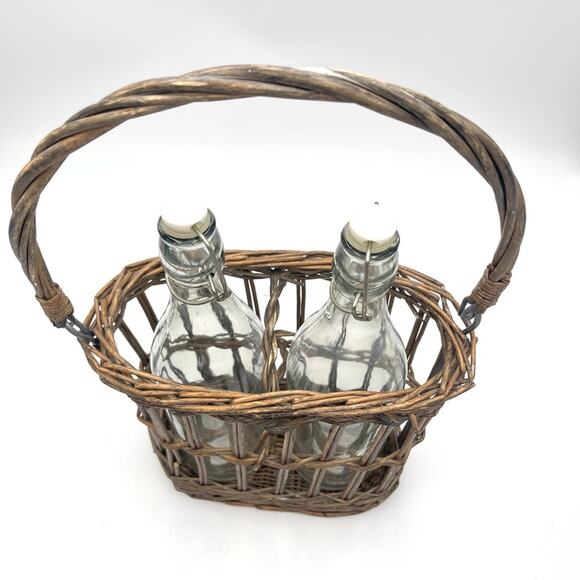 BOHO VINTAGE Two Swing Top Bottles in Wicker Carrier - Picture 3 of 14